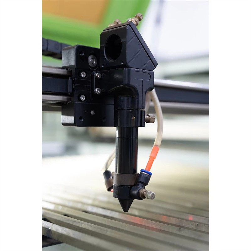 Industrial High Power CNC CO2  - đánh giá và giá Industrial Laser Fabric Cutting Machine